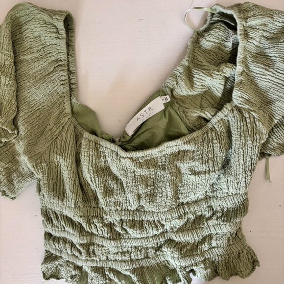 ASTR The Label Women's Green Crop-top - Picture 2 of 4